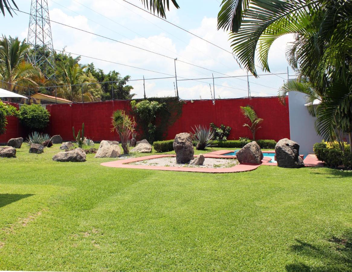 Preciosa Casa Palmera En Cuernavaca Con Alberca, Wifi, Tv Y Cocina Para Fin De Semana, Descanso, Vacaciones O Home Office Emiliano Zapata  Eksteriør bilde