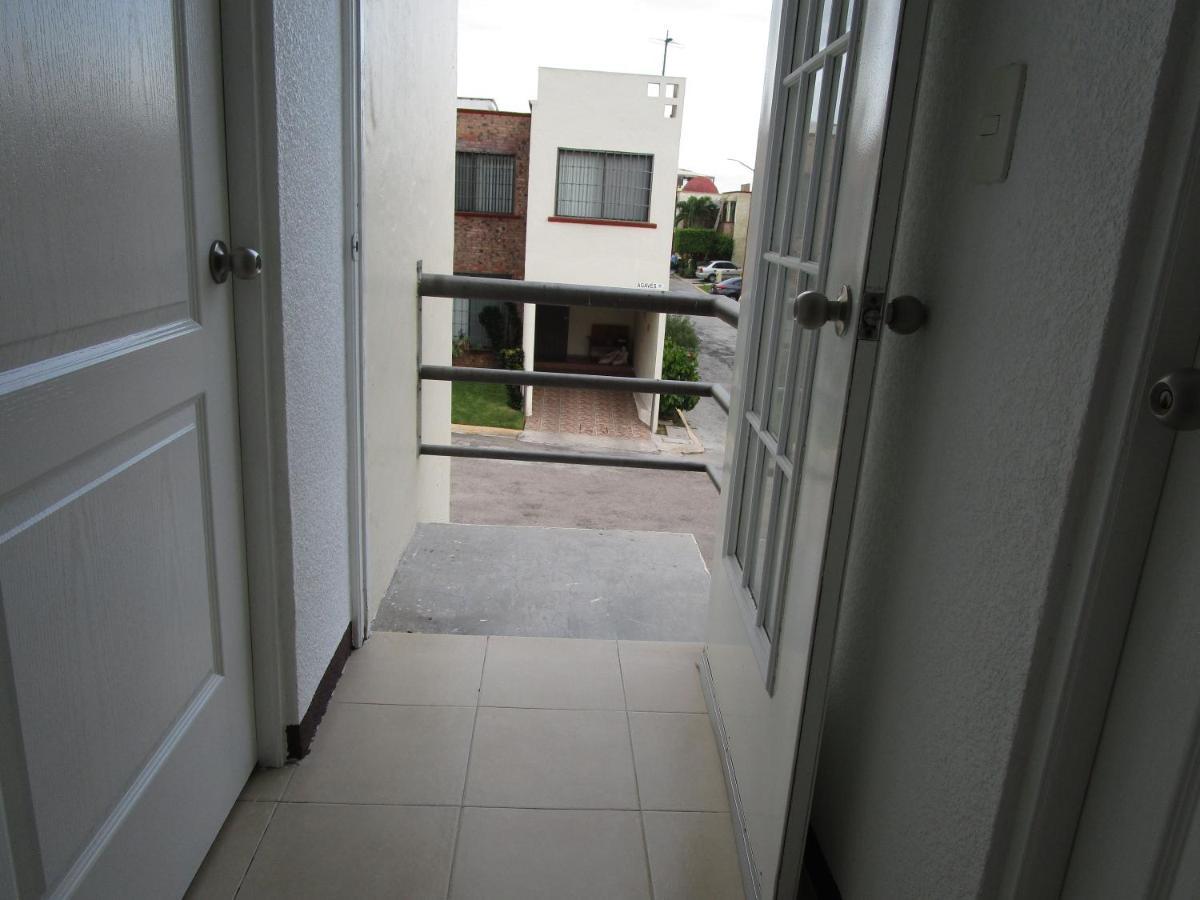 Preciosa Casa Palmera En Cuernavaca Con Alberca, Wifi, Tv Y Cocina Para Fin De Semana, Descanso, Vacaciones O Home Office Emiliano Zapata  Eksteriør bilde