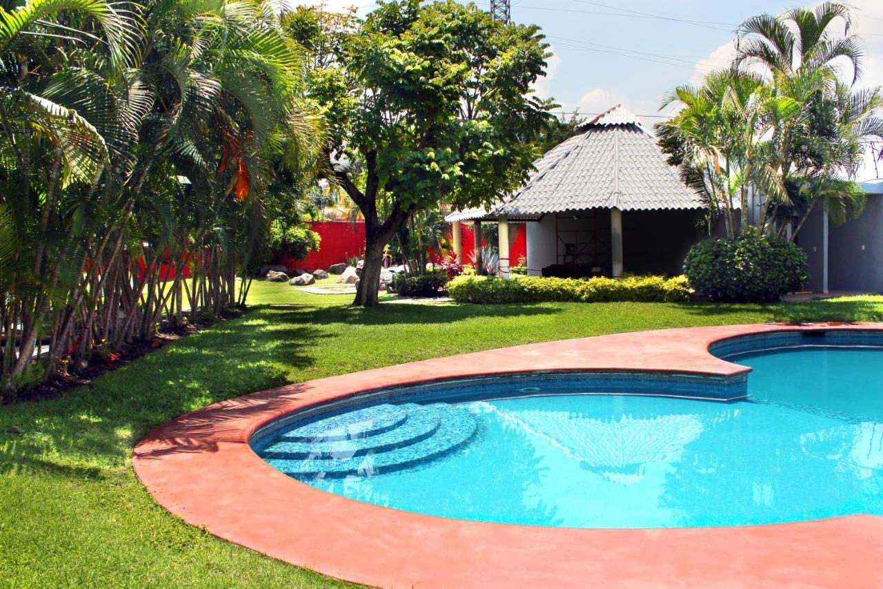 Preciosa Casa Palmera En Cuernavaca Con Alberca, Wifi, Tv Y Cocina Para Fin De Semana, Descanso, Vacaciones O Home Office Emiliano Zapata  Eksteriør bilde